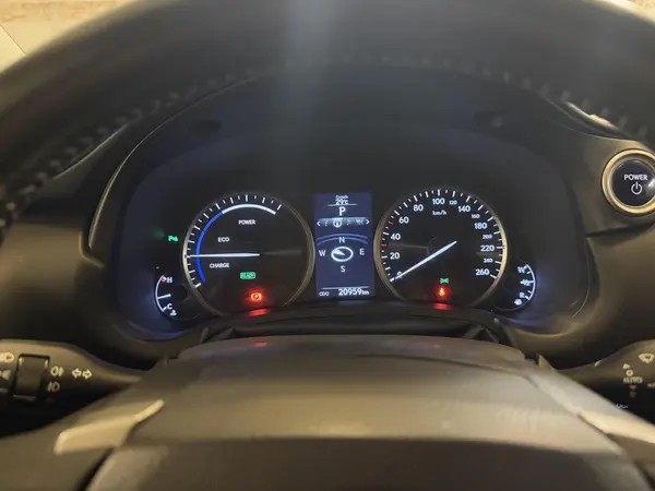 لکسوس، NX هیبرید