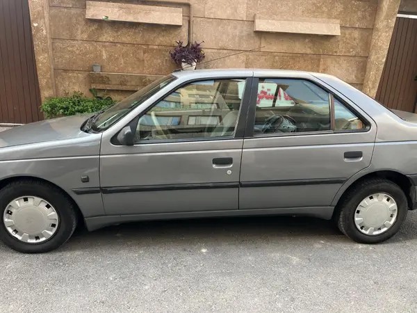 پژو، 405
