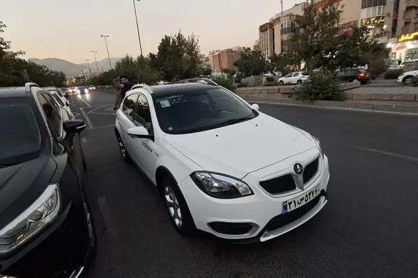 برلیانس، کراس
