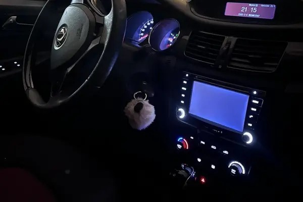 دانگ فنگ، H30 کراس