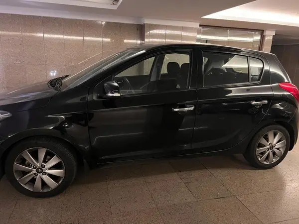 هیوندای، i20
