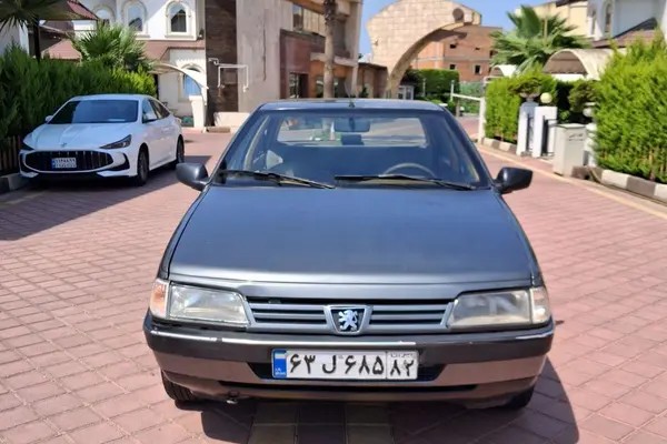 پژو، 405