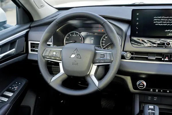 میتسوبیشی، اوتلندر