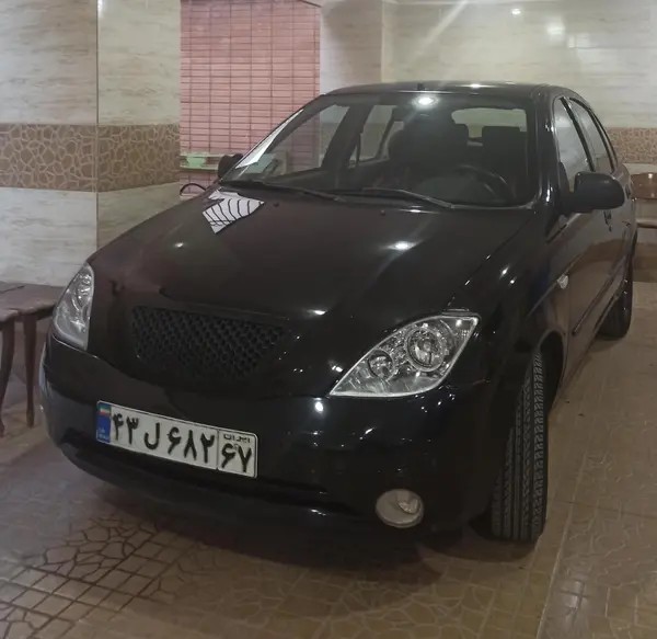 تیبا، هاچ بک