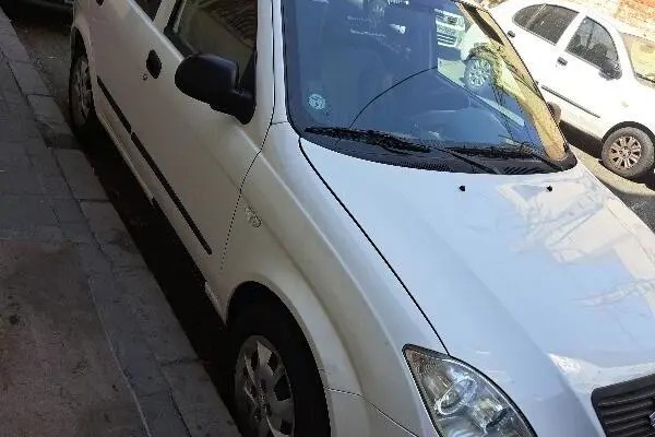 تیبا، هاچ بک