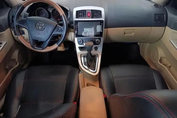 برلیانس، H330