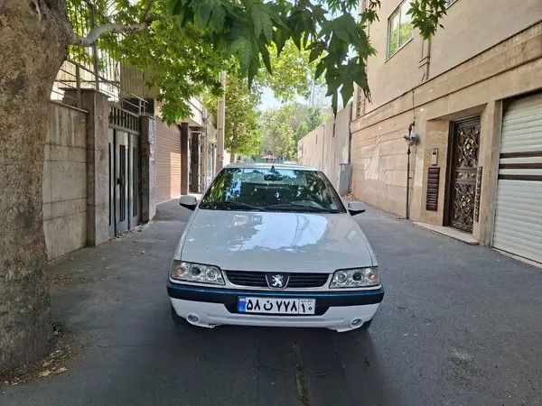 پژو، 405