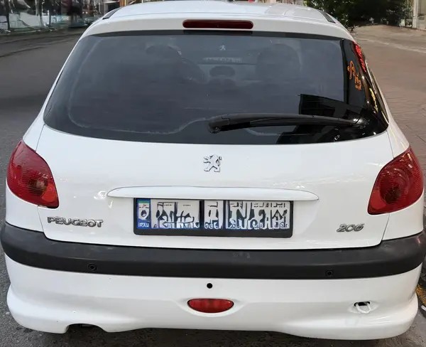 پژو، 206