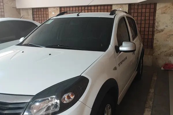 رنو، ساندرو