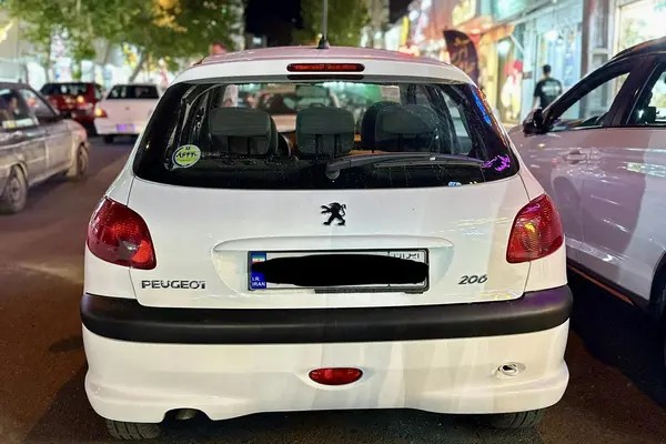 پژو، 206