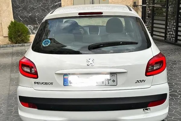 پژو، 207