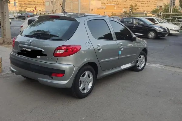 پژو، 207