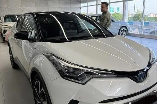 تویوتا، C-HR هیبرید