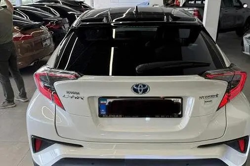تویوتا، C-HR هیبرید