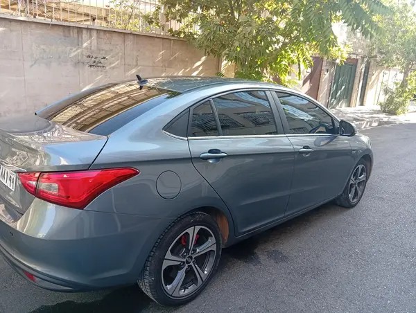 چری، آریزو 5T