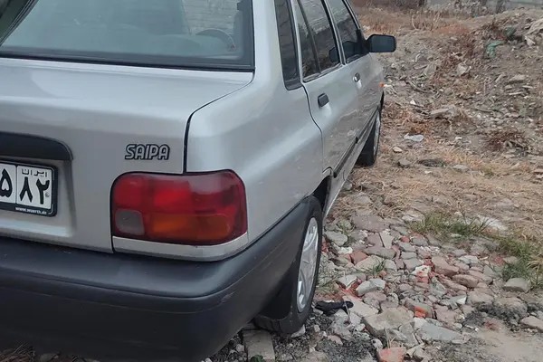 پراید، صندوق دار