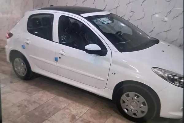 پژو، 207