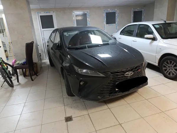 فونیکس، آریزو 6 جی تی (Z6 GT)