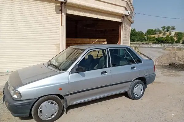 پراید، صندوق دار