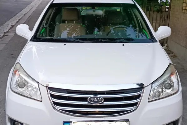 ام وی ام، 550