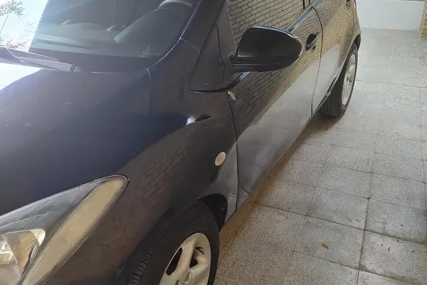 مزدا، 2 هاچ بک