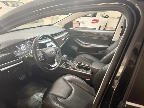 ام وی ام، آریزو 5ev
