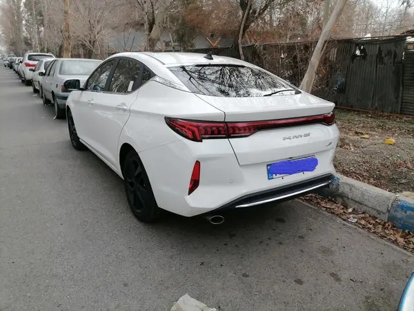 کی ام سی، J7