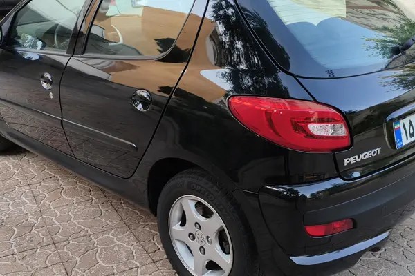 پژو، 207