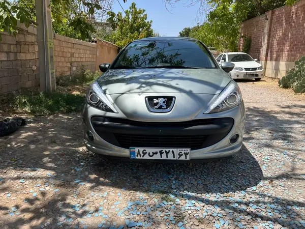 پژو، 207
