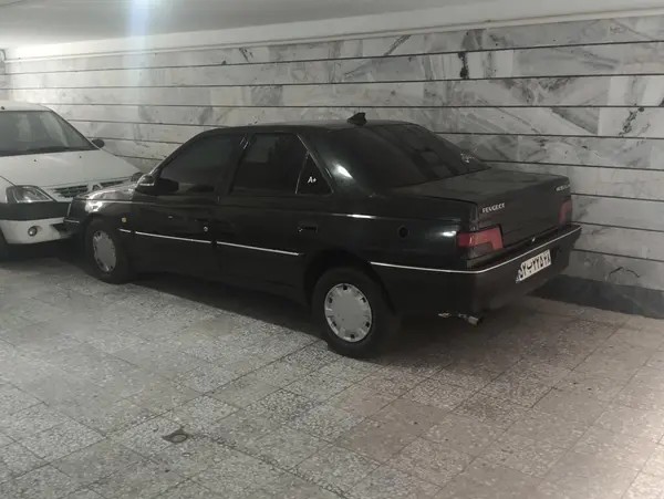 پژو، 405