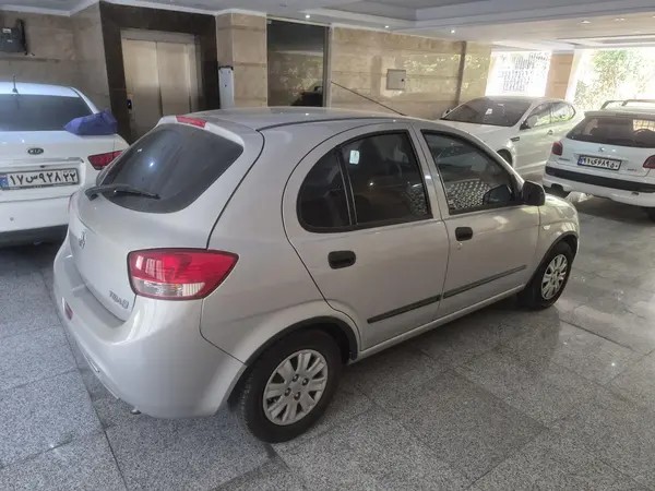 تیبا، هاچ بک