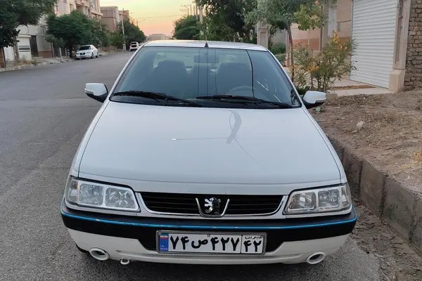 پژو، 405