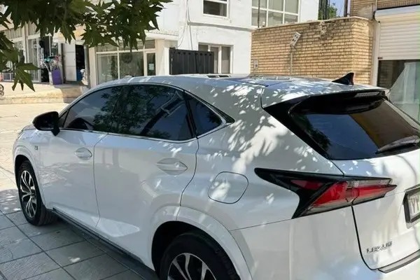 لکسوس، NX