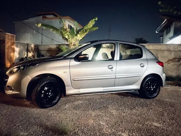 پژو، 207