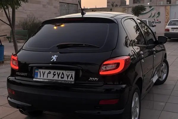 پژو، 207