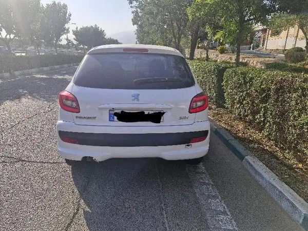 پژو، 207