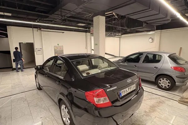 ام وی ام، 550