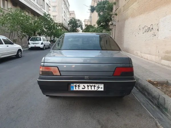 پژو، 405