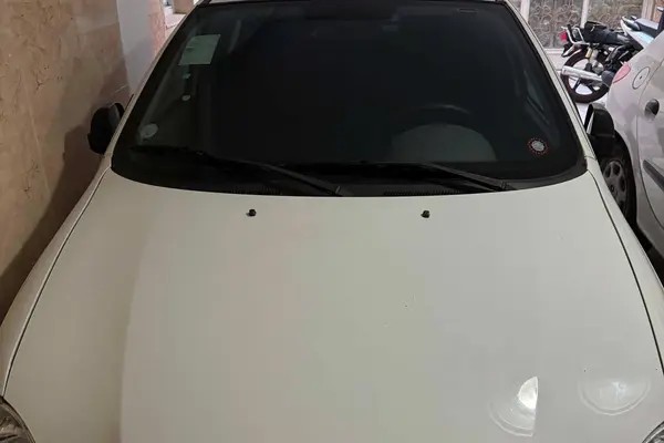 تیبا، هاچ بک