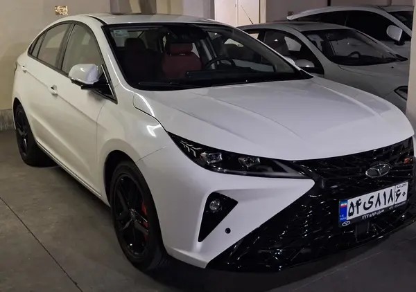 فونیکس، آریزو 6 جی تی (Z6 GT)